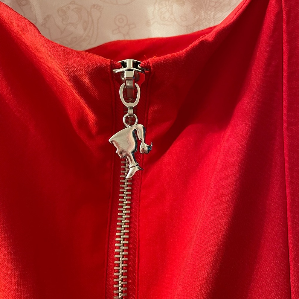 ❤️PRICE FIRM❤️Barbie™ Unique
Vintage Red Sheath
Sensation Wiggle Dress - Picture 12 of 16